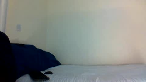 Snapshot of _bunny_b chatting on 10/25/25, 03:58 I will be back soon  online show from 10/25/25, 03:58