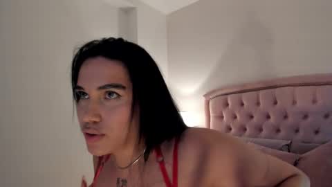 cailyn  online show from 10/13/25, 07:47