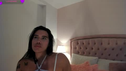 cailyn  online show from 11/14/25, 10:29