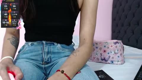  candy jade  online show from 02/01/25, 12:37