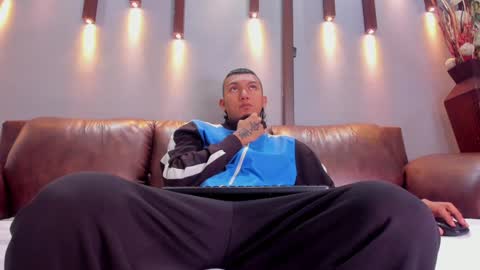 Shatta  Sara online show from 01/06/25, 01:08