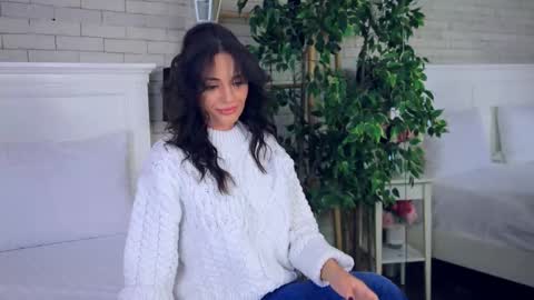 Snapshot of _carlawhite_ chatting on 10/09/25, 03:37 _carlawhite_ online show from 10/09/25, 03:37