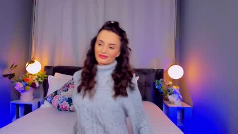 Snapshot of _carlawhite_ chatting on 10/14/25, 03:18 _carlawhite_ online show from 10/14/25, 03:18