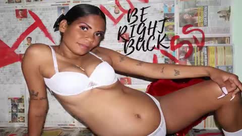 Caroline online show from 04/22/26, 10:28