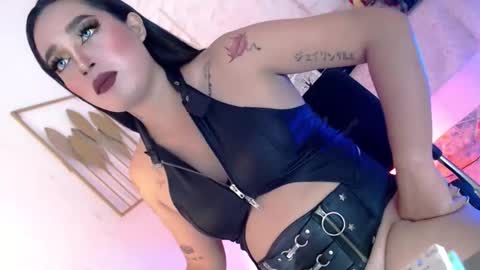 Caroline online show from 02/10/26, 06:50