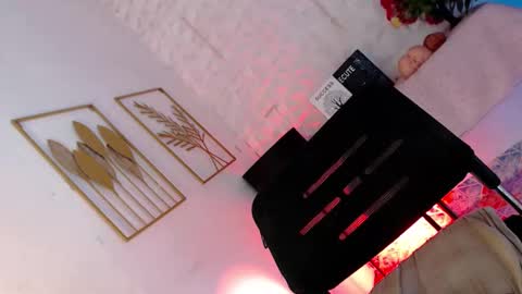 Caroline online show from 02/20/26, 07:21