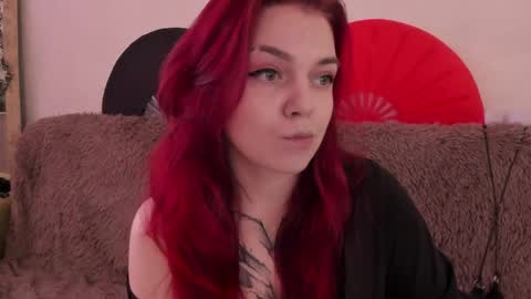 Caroline online show from 04/18/26, 11:47