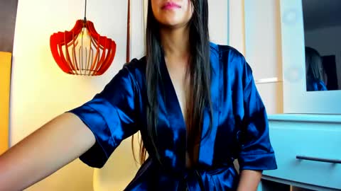 Snapshot of _cata15 chatting on 02/25/25, 03:52 _cata15 online show from 02/25/25, 03:52