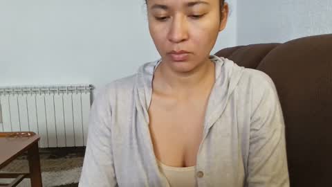 cat online show from 02/20/25, 02:35