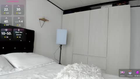 Bella  online show from 02/02/26, 10:30