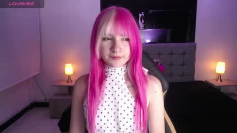 Snapshot of _charlotte_collins_ chatting on 07/25/26, 08:28 _charlotte_collins_ online show from 07/25/26, 08:28