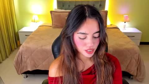 Snapshot of _charlotte_evans_2 chatting on 09/24/25, 09:07 Charlote online show from 09/24/25, 09:07