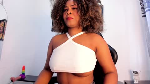 _charlottedavis online show from 01/04/25, 02:56