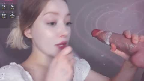 Snapshot of _chatur_babe chatting on 07/12/26, 01:24 Angelina online show from 07/12/26, 01:24