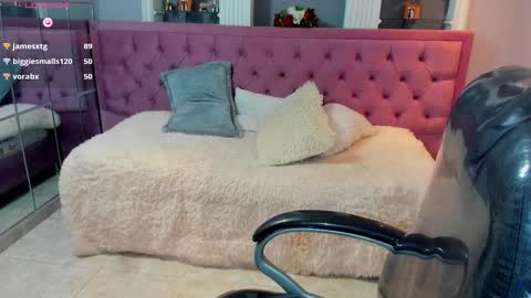 _chelsea_24 online show from 02/02/26, 12:20