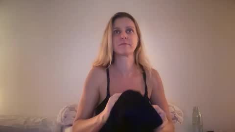 Chelsea xo online show from 02/06/26, 05:01