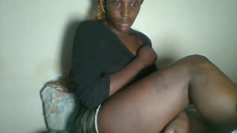 Snapshot of _clara01 chatting on 02/13/25, 12:57 clara online show from 02/13/25, 12:57