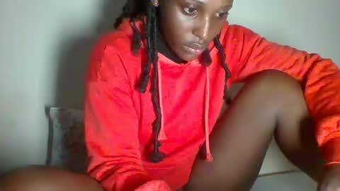 Snapshot of _clara01 chatting on 03/10/25, 05:00 clara online show from 03/10/25, 05:00