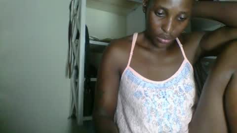 clara online show from 04/12/26, 10:48