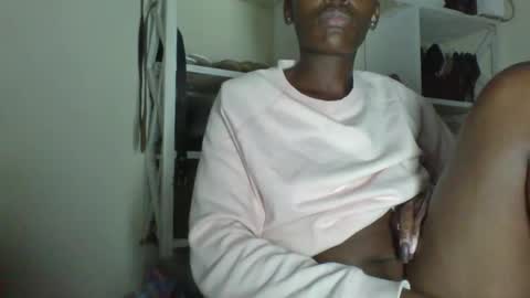 clara online show from 04/17/26, 07:50