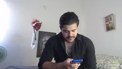 Snapshot of _coddy_ chatting on 12/19/24, 12:01 coddy nolove online show from 12/19/24, 12:01