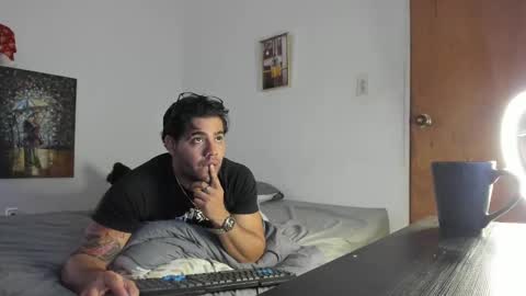 Snapshot of _coddy_ chatting on 12/27/24, 01:07 coddy nolove online show from 12/27/24, 01:07