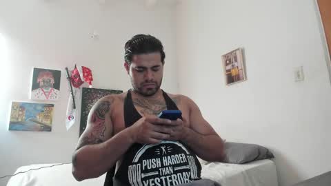 Snapshot of _coddy_ chatting on 01/01/25, 09:09 coddy nolove online show from 01/01/25, 09:09