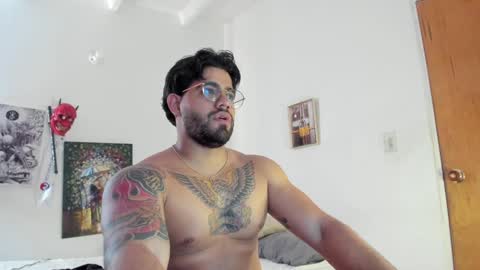 Snapshot of _coddy_ chatting on 01/10/25, 05:02 coddy nolove online show from 01/10/25, 05:02