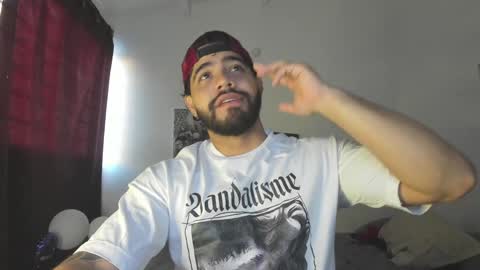 Snapshot of _coddy_ chatting on 02/01/25, 11:43 coddy nolove online show from 02/01/25, 11:43