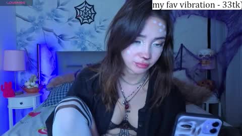 Snapshot of _cotton_candyy chatting on 11/02/25, 04:15 _cotton_candyy online show from 11/02/25, 04:15