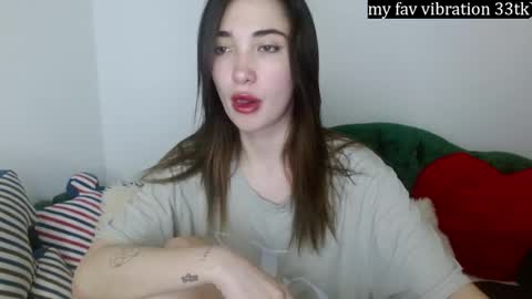 Snapshot of _cotton_candyy chatting on 11/21/25, 08:35 _cotton_candyy online show from 11/21/25, 08:35