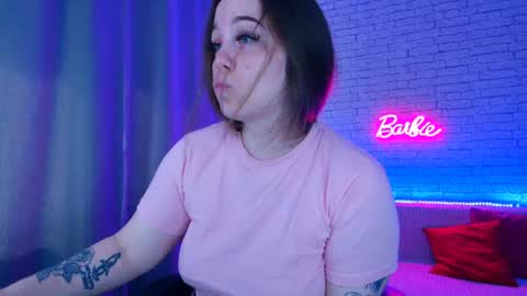 Snapshot of _crazybee_ chatting on 08/04/26, 05:10 Nica online show from 08/04/26, 05:10
