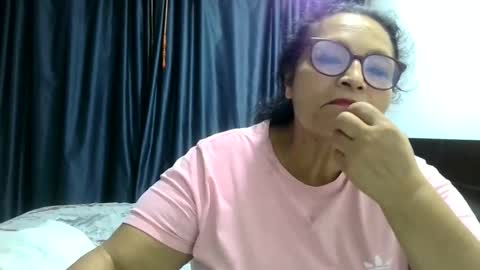 _cristal15 online show from 11/12/25, 09:47