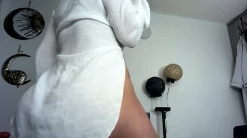  cristal ayala online show from 01/20/25, 03:37