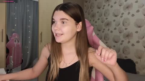 Snapshot of _cute_ice chatting on 01/18/25, 03:05 _cute_ice online show from 01/18/25, 03:05