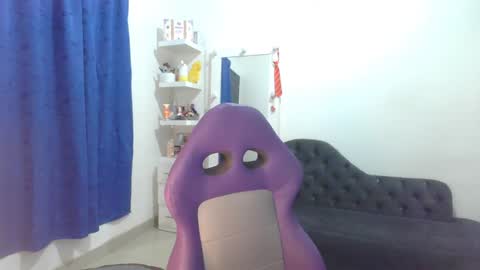 Snapshot of _cute_katy_ chatting on 01/17/25, 07:08 Katherine Shedule 10pm -4 am Colombia hour online show from 01/17/25, 07:08