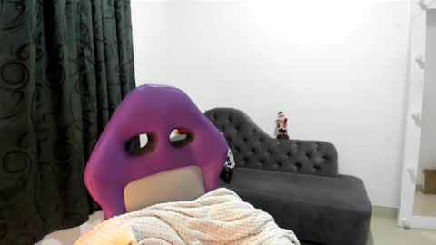 Snapshot of _cute_katy_ chatting on 12/15/25, 02:16 Katherine Shedule 10pm -4 am Colombia hour online show from 12/15/25, 02:16