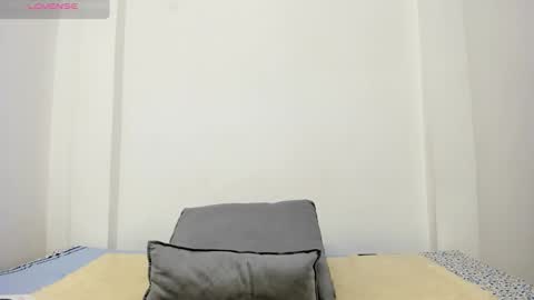 Snapshot of _danik0 chatting on 10/23/25, 01:21 danik online show from 10/23/25, 01:21