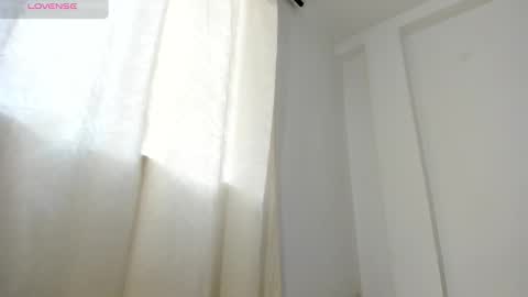 Snapshot of _danik0 chatting on 12/14/25, 03:06 danik online show from 12/14/25, 03:06