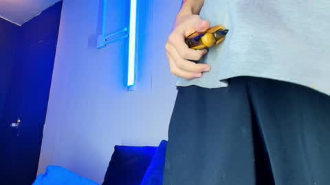 Dante online show from 10/15/25, 07:36