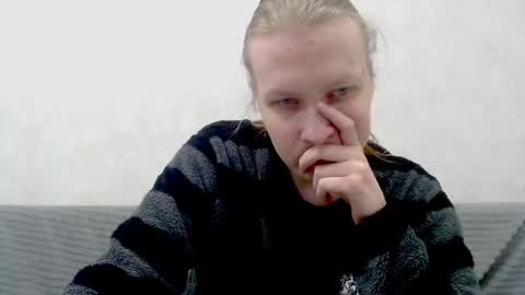 Snapshot of _dash_ chatting on 01/22/25, 04:55 Tony online show from 01/22/25, 04:55