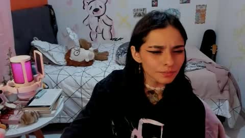 Pao online show from 12/21/25, 04:08