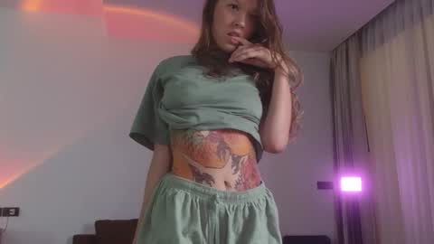 DemiDee online show from 11/20/25, 12:49