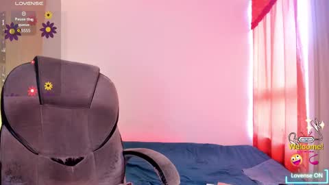 Snapshot of _devika chatting on 02/12/25, 09:33 _devika online show from 02/12/25, 09:33