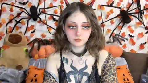 Kate online show from 10/05/25, 06:28