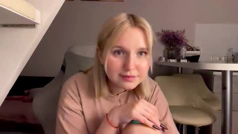 Ri   online show from 11/04/25, 04:17