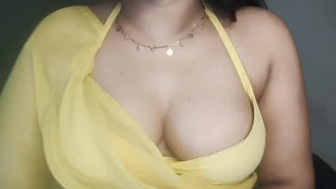 _dreamgirl_0 online show from 04/23/26, 10:14