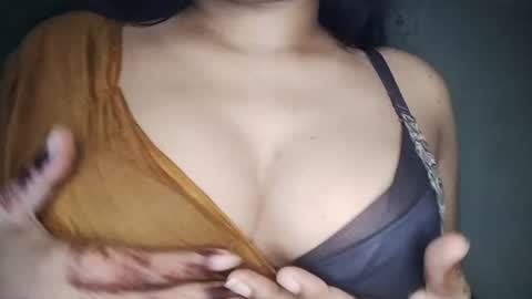 Snapshot of _dreamgirl_0 chatting on 07/13/26, 10:29 _dreamgirl_0 online show from 07/13/26, 10:29