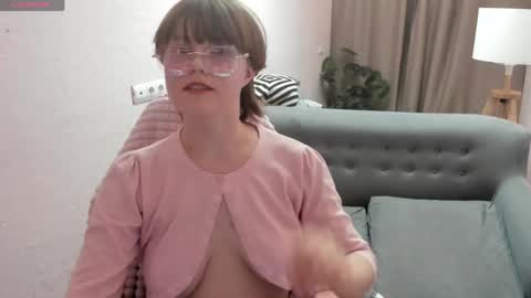 Luna    online show from 04/14/26, 02:12