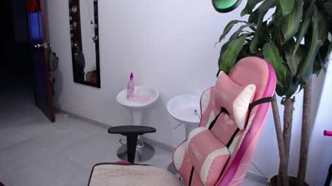 Abbye online show from 12/23/24, 02:28